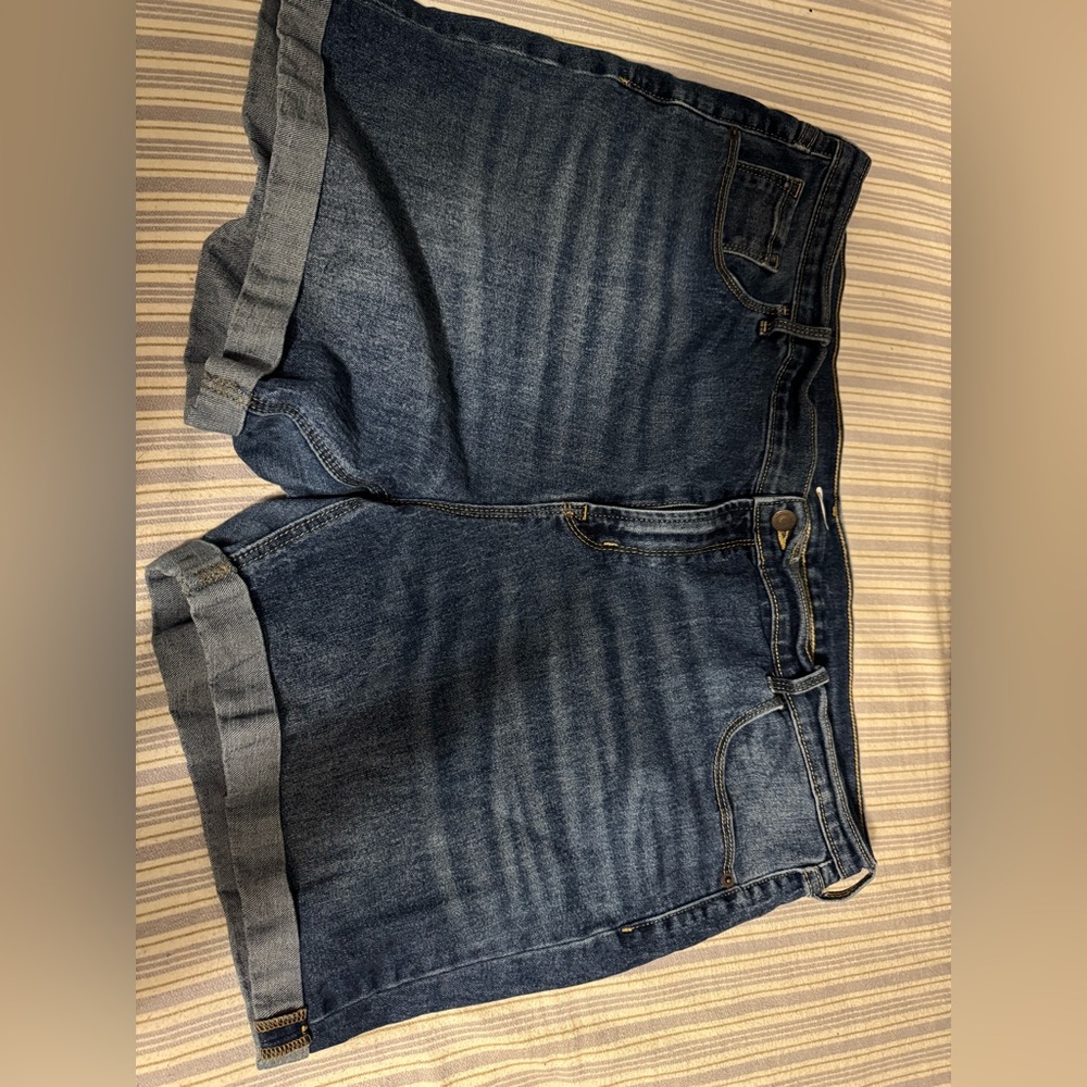 Old navy jean shorts 5”
